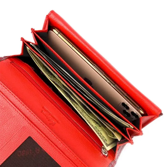 Лакированный женский кошелек из натуральной фактурной кожи под крокодила KARYA 21022 Красный