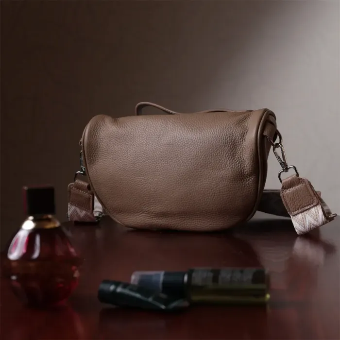 Летняя женская сумка через плечо в классическом цвете из натуральной кожи Vintage 22657 Бежевая