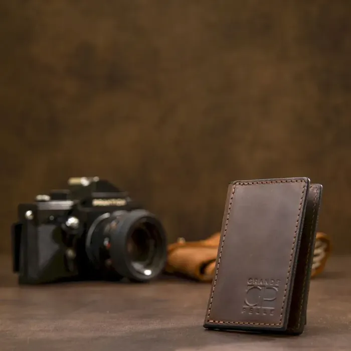 Маленький шкіряний картхолдер GRANDE PELLE 11503 Коричневий