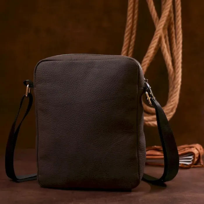 Матовая кожаная мужская сумка Shvigel 16335 Коричневый