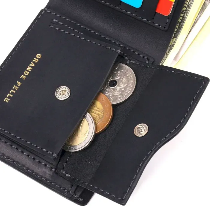 Матовое кожаное портмоне в два сложения Сердце GRANDE PELLE 16733 Черный