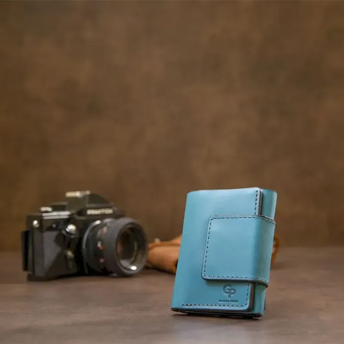 Матовое портмоне GRANDE PELLE 11455 Бирюзовый