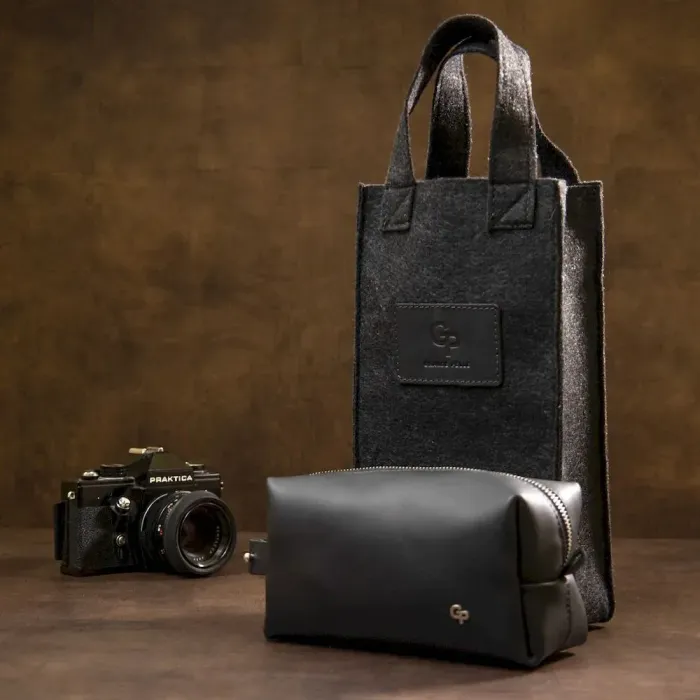 Матовий чоловічий шкіряний несесер GRANDE PELLE 11509 Чорний