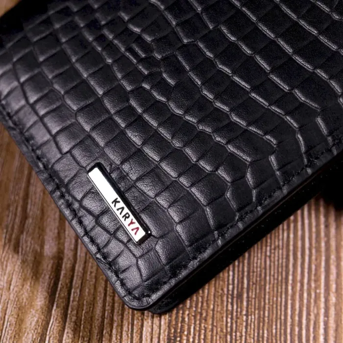 Мужская обложка на паспорт из фактурной кожи под рептилию KARYA 20925 Черный