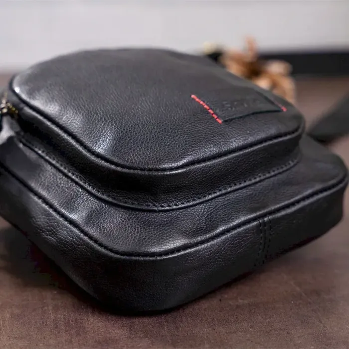 Мужская кожаная сумка с двумя съемными ручками SHVIGEL 19110 Черная