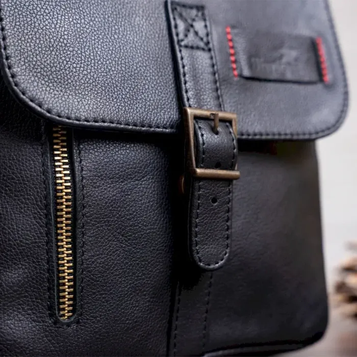 Чоловіча шкіряна сумка SHVIGEL 19100 Чорна