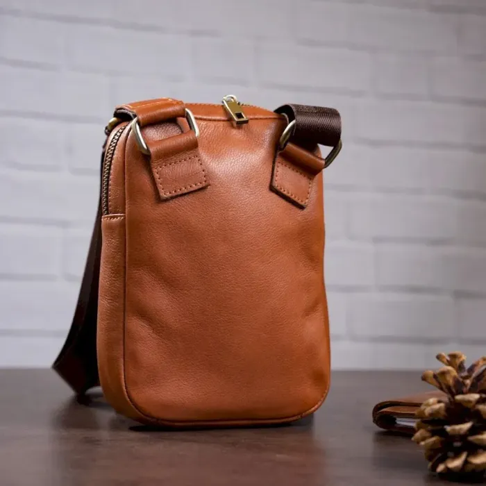 Чоловіча шкіряна сумка SHVIGEL 19104 Руда