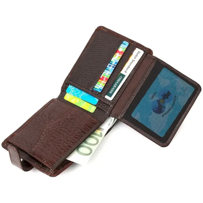 Чоловічий гаманець із натуральної шкіри з тисненням під крокодила BOND 21991 Коричневий