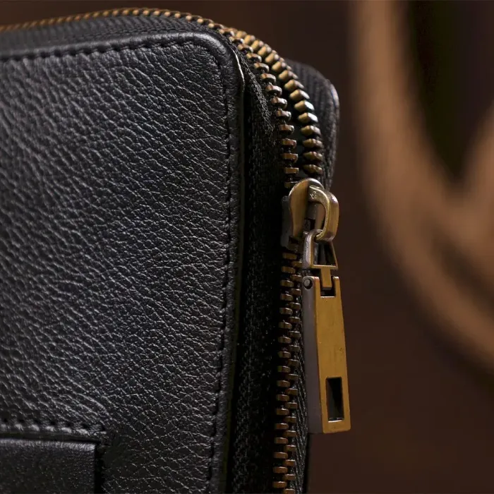 Чоловічий горизонтальний шкіряний клатч SHVIGEL 19123 Чорний