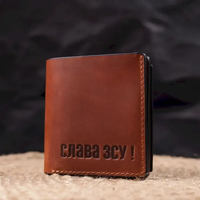 Чоловічий гаманець із вінтажної шкіри із монетницею Слава ЗСУ GRANDE PELLE 16756 Світло-коричневий