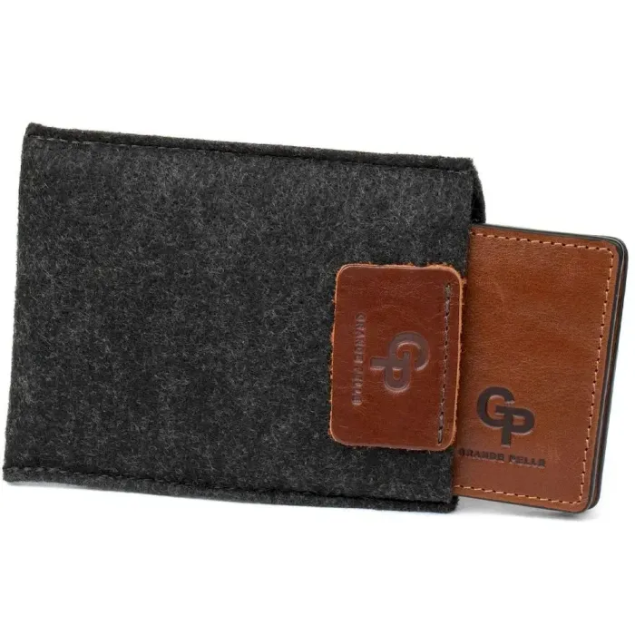 Чоловічий шкіряний затискач для грошей GRANDE PELLE 11474 Коричневий