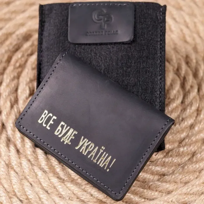 Надежная обложка на автодокументы в винтажной коже Украина GRANDE PELLE 16749 Черная
