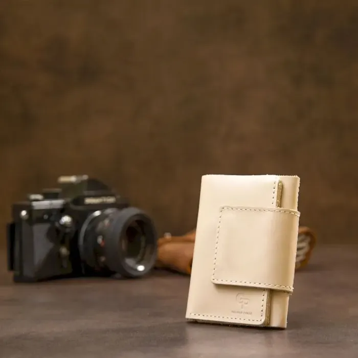 Невеликий портмоне унісекс GRANDE PELLE 11465 Бежевий