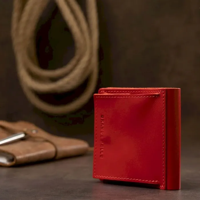 Невеликий жіночий портмоне GRANDE PELLE 11565 Червоний