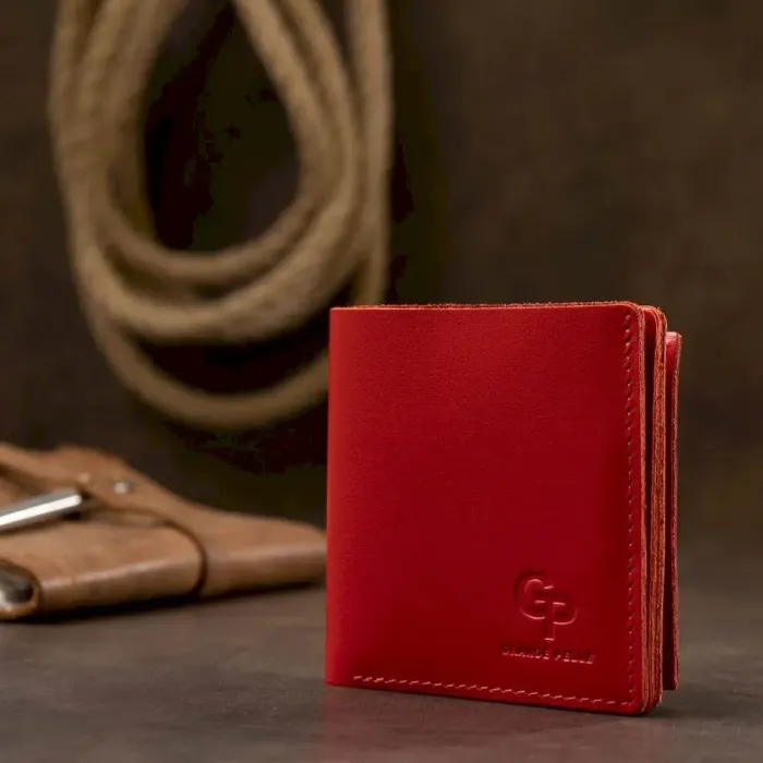 Невеликий жіночий портмоне GRANDE PELLE 11565 Червоний