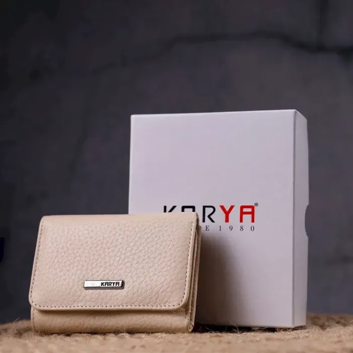 Невеликий жіночий портмоне з монетницею з натуральної шкіри KARYA 21320 Молочний