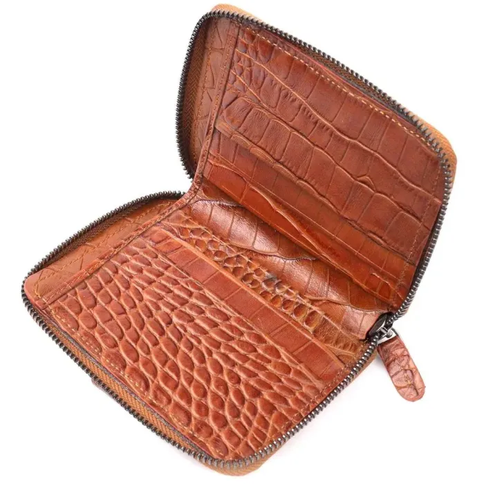 Небольшой кошелек из натуральной фактурной кожи под крокодила KARYA 20973 Коричневый
