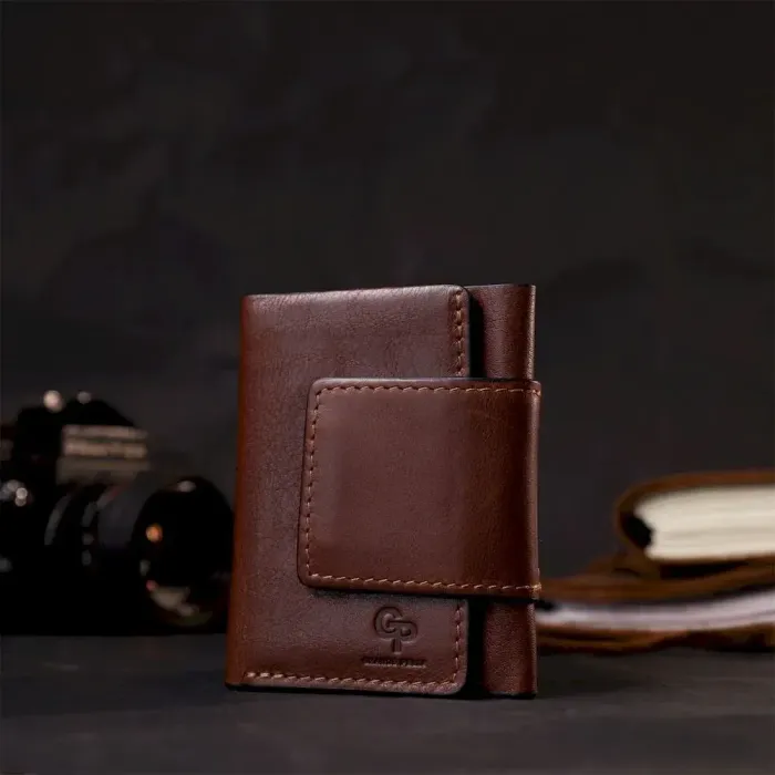 Невеликий гаманець з натуральної шкіри в три додавання GRANDE PELLE 11662 Коричневий
