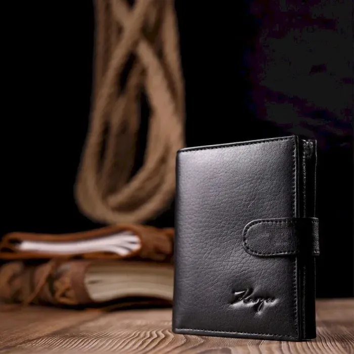 Невеликий чоловічий гаманець із натуральної шкіри KARYA 21040 Чорний