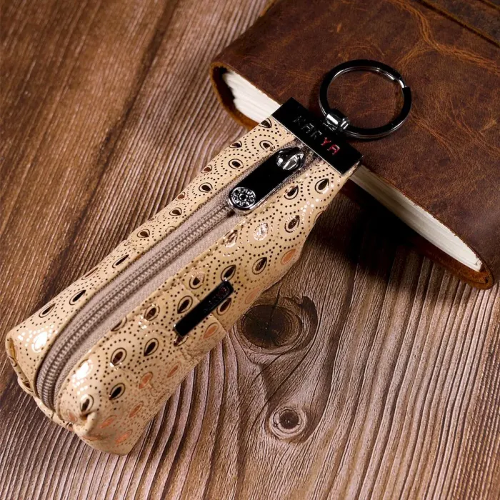 Незвичайна містка ключниця KARYA 20933 шкіряна Золотистий