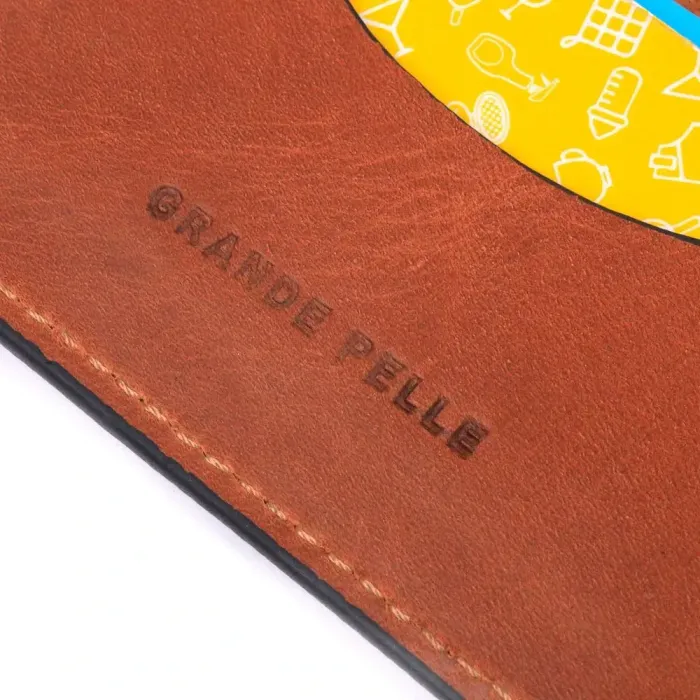 Обложка на автодокументы в винтажной коже Сердце GRANDE PELLE 16704 Светло-коричневая