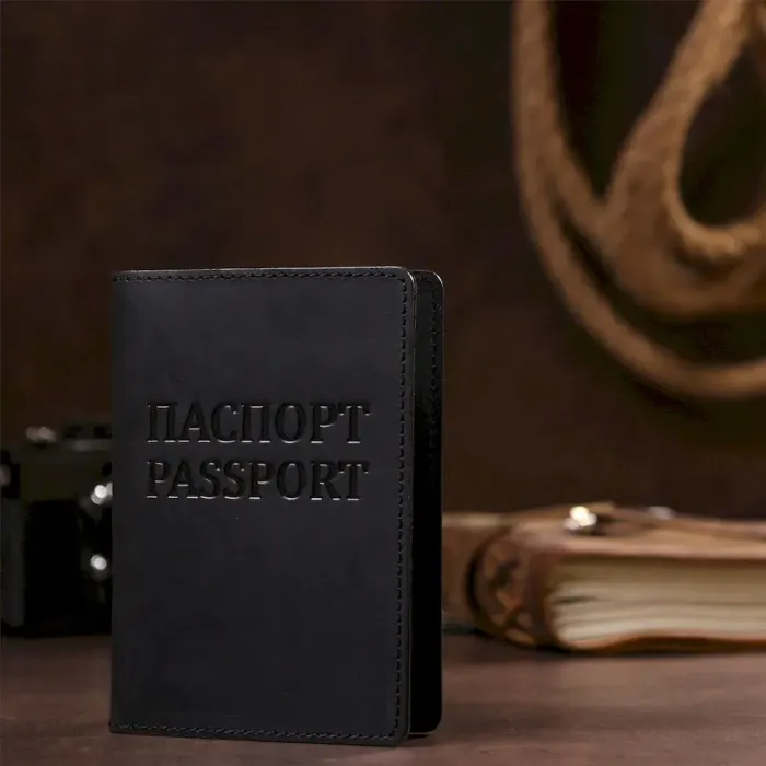 Обкладинка на паспорт Shvigel 13917 Чорна шкіряна