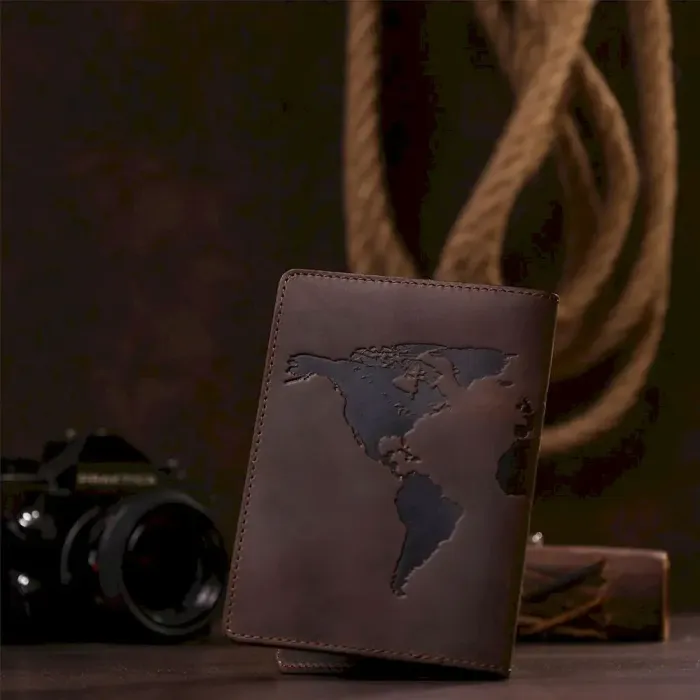 Обкладинка на паспорт Shvigel 13954 матова шкіряна Коричнева