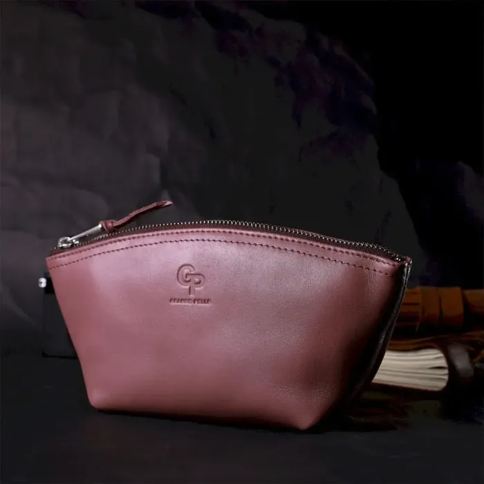 Чарівна жіноча шкіряна косметичка GRANDE PELLE 16793 Пудровий