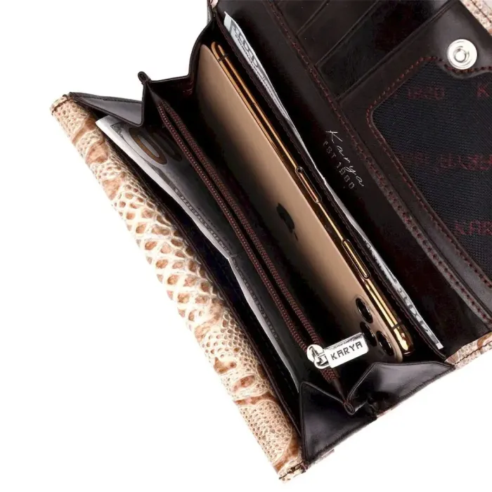 Очень нежный женский кошелек из натуральной фактурной кожи под змею KARYA 21014 Бежевый