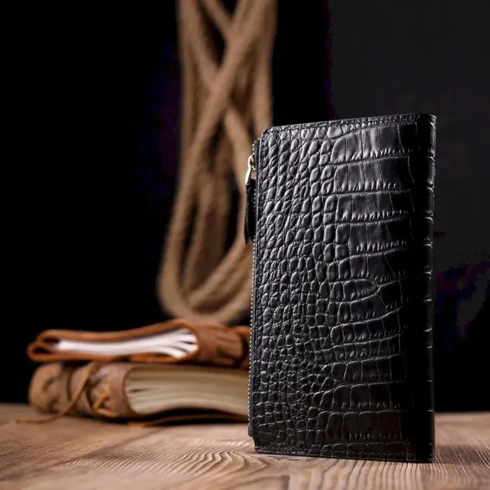 Оригінальний складний гаманець з натуральної шкіри з тисненням під крокодила KARYA 21128 Чорний