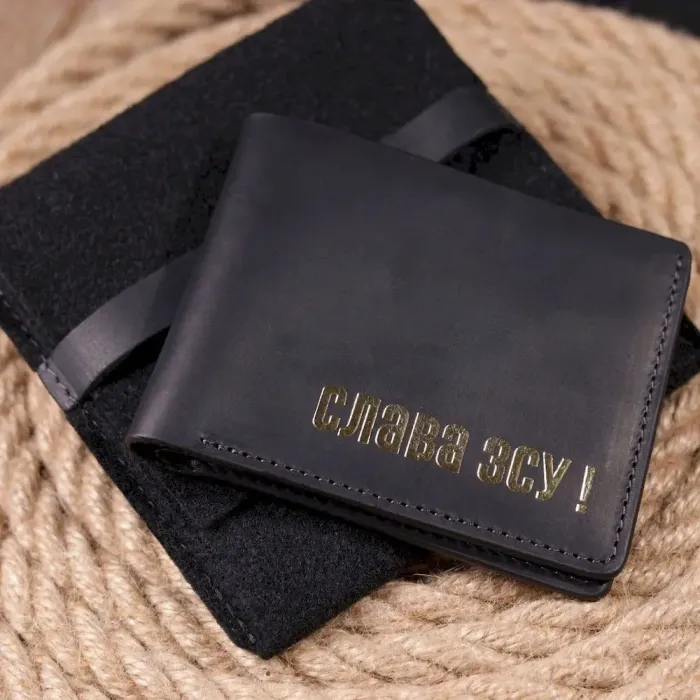 Відмінний шкіряний гаманець без застібки Слава ЗСУ GRANDE PELLE 16754 Чорний