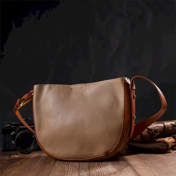 Напівкругла сумка крос-боді з натуральної шкіри 22092 Vintage Бежева