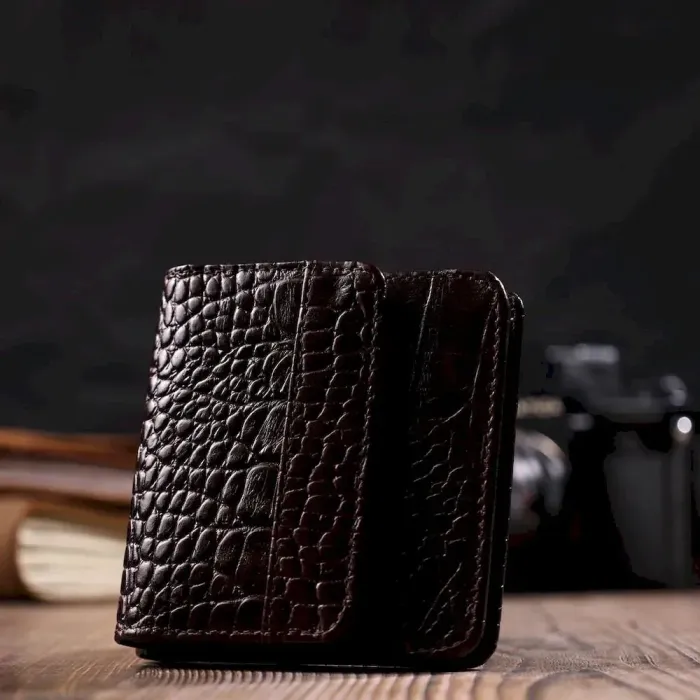 Портмоне из натуральной кожи с тиснением под крокодила Tony Bellucci 22022 Коричневый