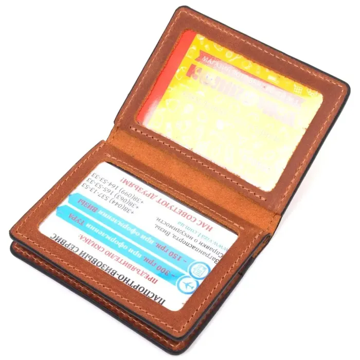 Практичная обложка на автодокументы в винтажной коже Сердце GRANDE PELLE 16711 Светло-коричневая