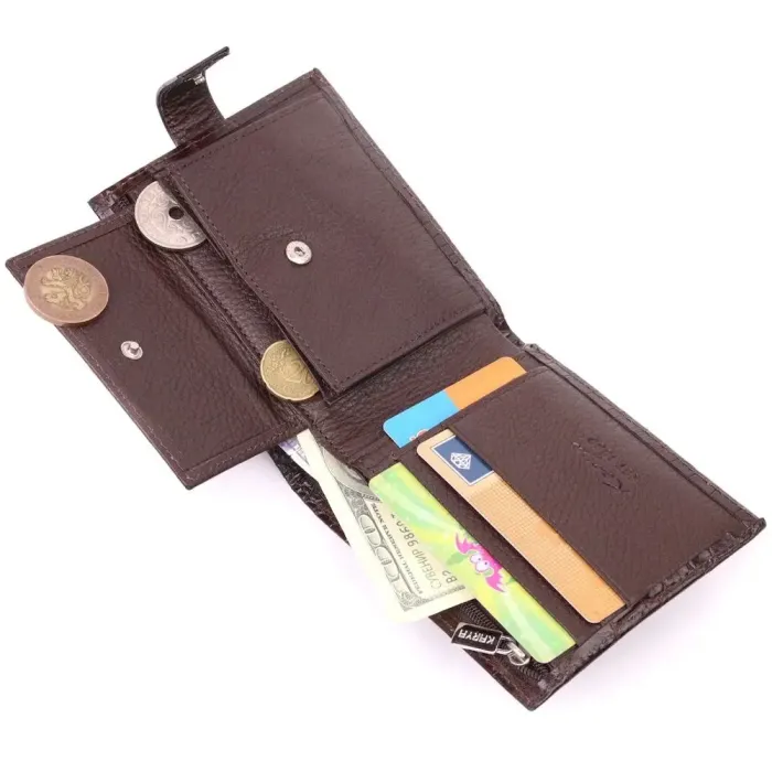 Практичный мужской кожаный кошелек с тиснением под крокодила KARYA 21368 Коричневый