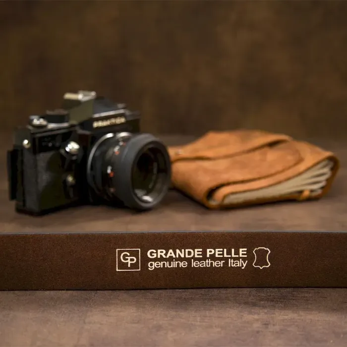 Практичний чоловічий шкіряний ремінь GRANDE PELLE 11452 Темно-коричневий