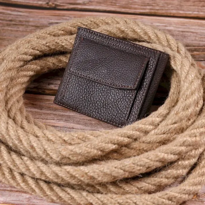 Практичный мужской зажим с монетницей из натуральной кожи KARYA 21404 Коричневый