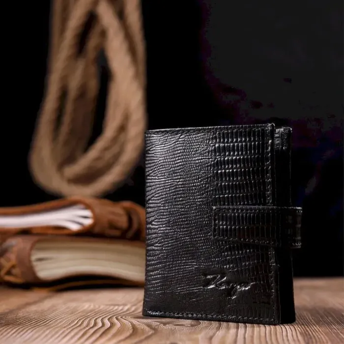 Практичний вертикальний невеликий чоловічий гаманець із фактурної шкіри KARYA 20993 Чорний