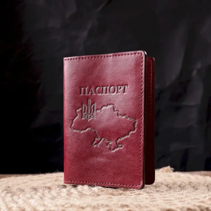 Превосходная кожаная обложка на паспорт Карта GRANDE PELLE 16776 Бордовая