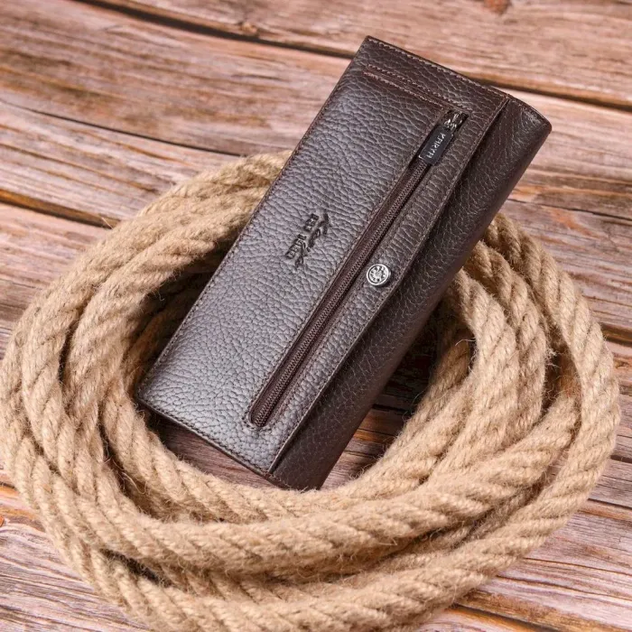 Чудовий вертикальний чоловічий гаманець із натуральної зернистої шкіри KARYA 21437 Коричневий