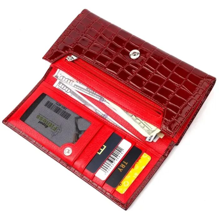 Чудовий жіночий гаманець з натуральної лакованої шкіри з тисненням під крокодила KARYA 21127
