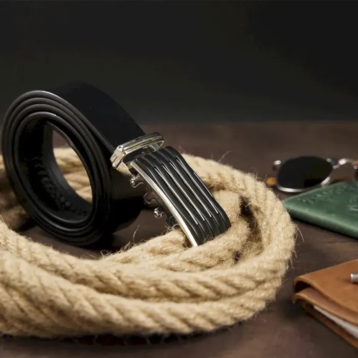 Чоловічий ремень з автоматичною пряжкою смужка Vintage 20301 Чорний