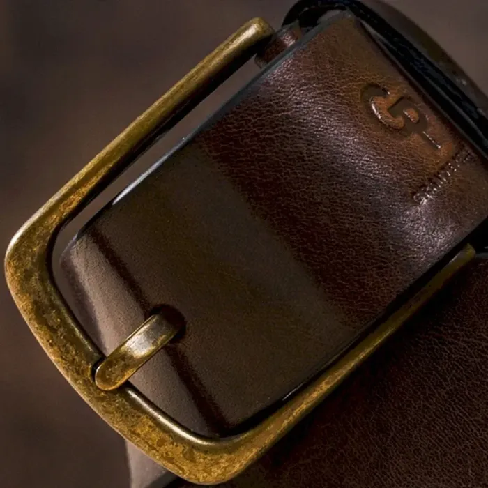 Чоловічий ремень з круглою латунієвою пряжкою Grande Pelle 11269 Червоно-коричневий