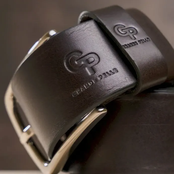 Ремінь чоловічий із сріблястою пряжкою GRANDE PELLE 11266 Коричневий