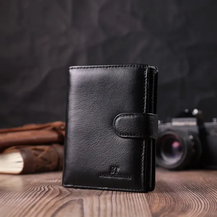 Солидный мужской бумажник вертикального формата из натуральной кожи ST Leather 22462 Черный
