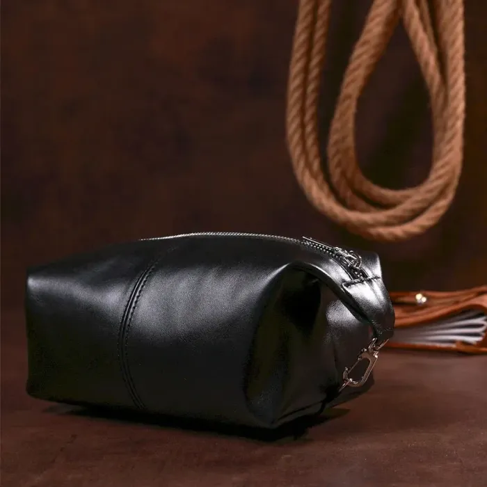 Стильная глянцевая косметичка Shvigel 16403 Черный