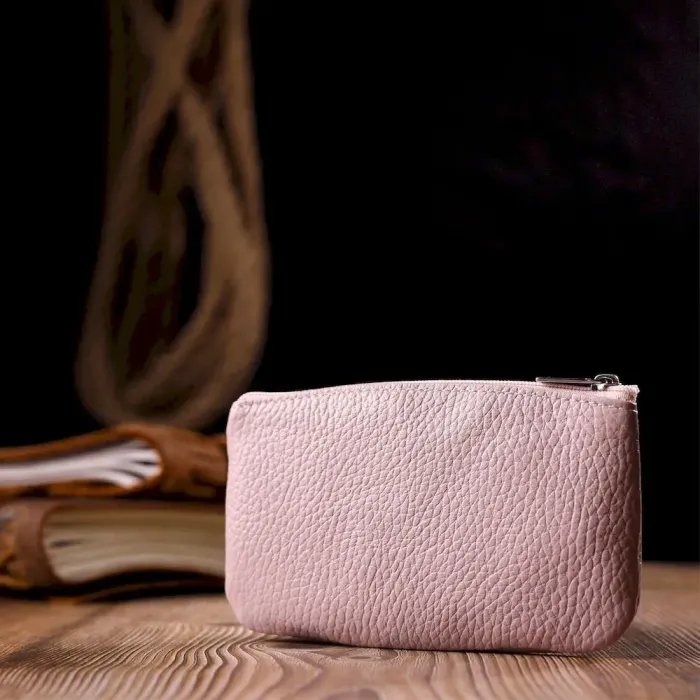 Стильная и функциональная ключница из натуральной кожи KARYA 21213 Пудровый