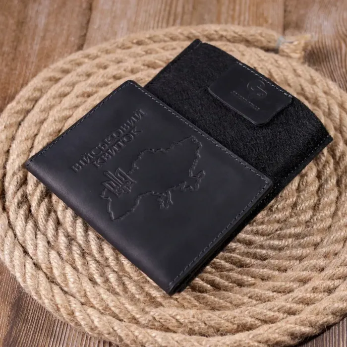 Стильная обложка на военный билет в винтажной коже Карта GRANDE PELLE 16780 Черная