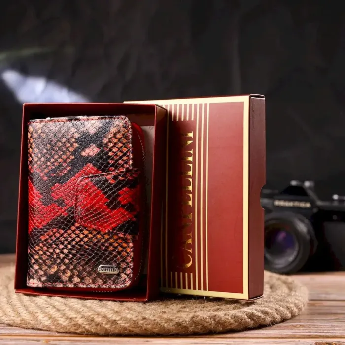 Стильне портмоне для жінок з монетницею на блискавці з натуральної фактурної шкіри CANPELLINI 21605