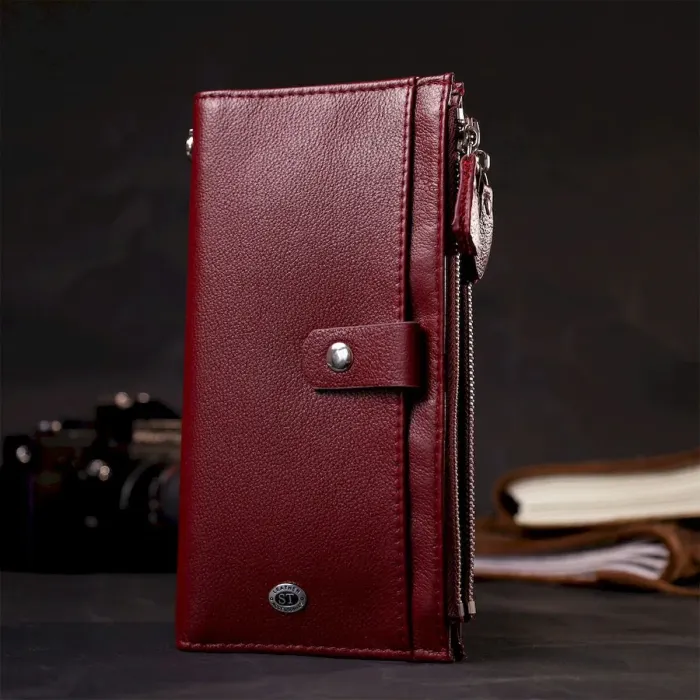 Стильний та яскравий жіночий гаманець-клатч ST Leather 19433 Бордовий